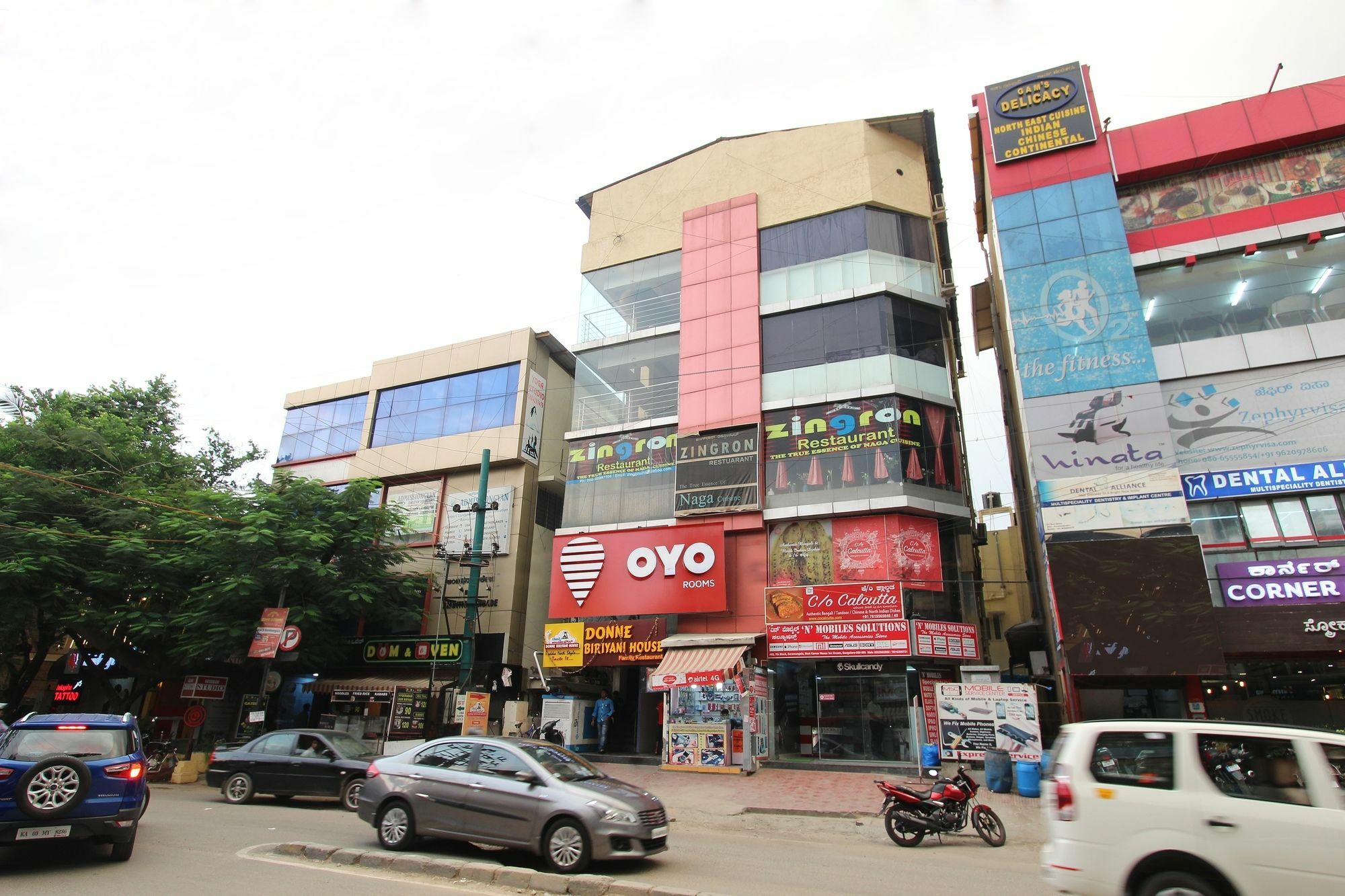 Oyo 4290 Silicon Suits Bangalore Bagian luar foto
